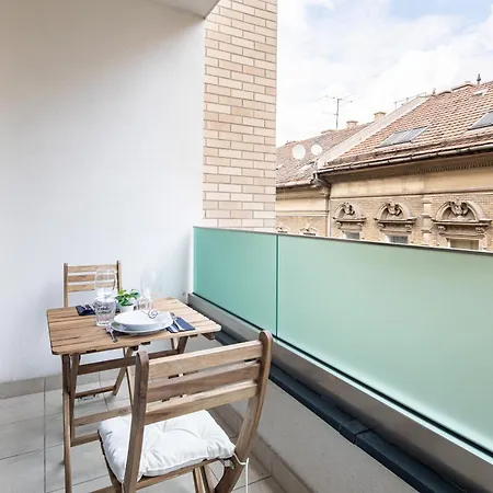 Bp Flat- New With Balcony *